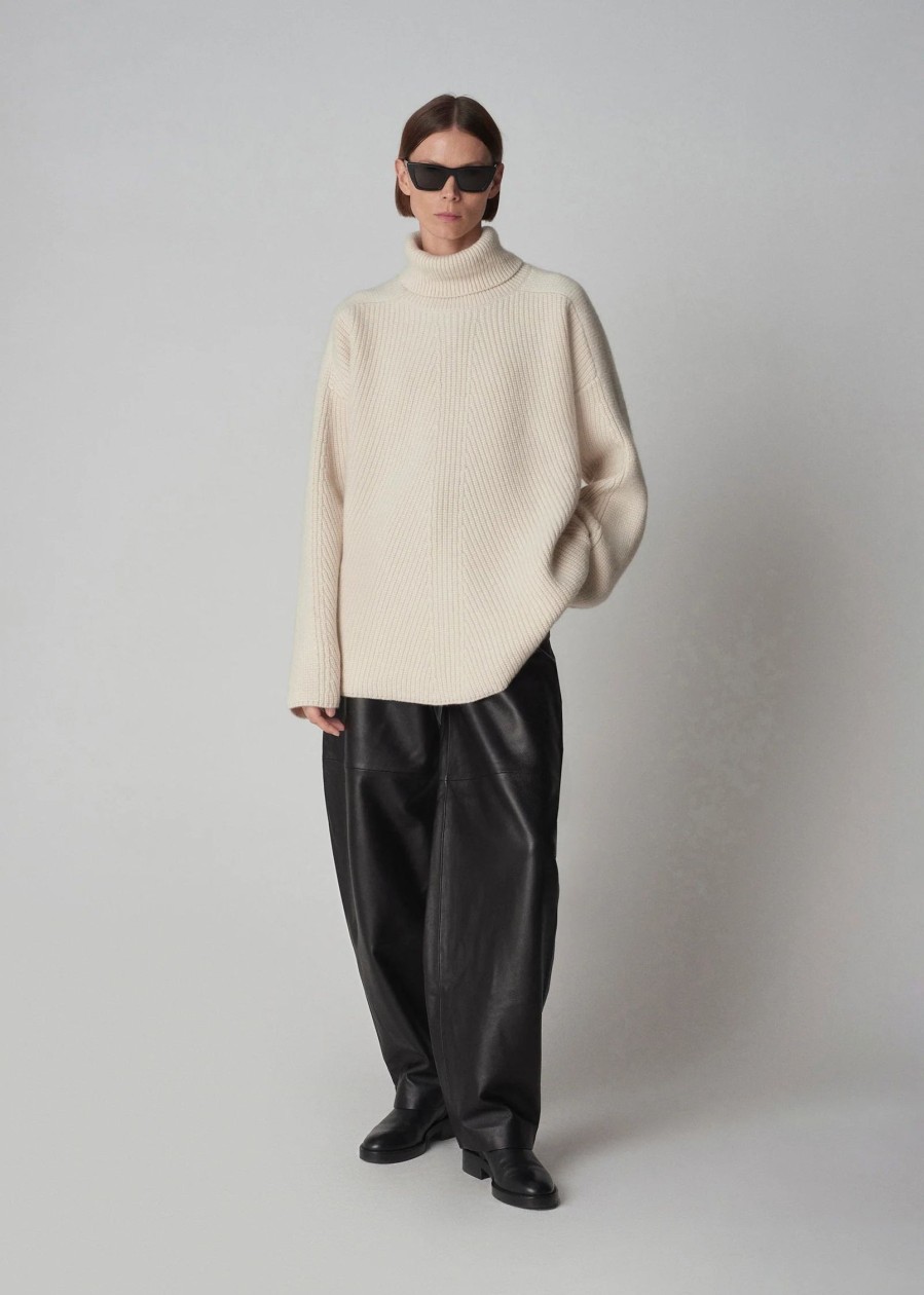 Sweaters & Knits CO | Co Turtleneck Sweater In Cashmere Ivory